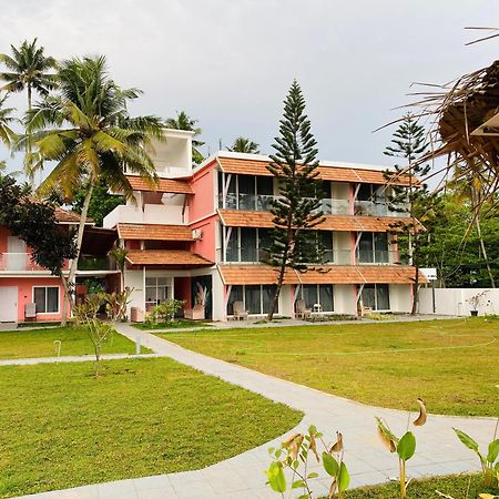 Beach House Varkala By Palmyra Екстер'єр фото