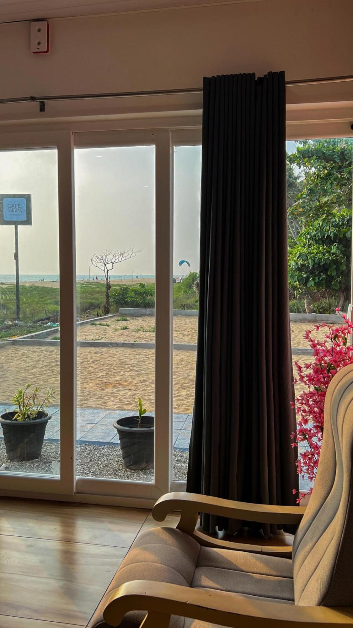 Beach House Varkala By Palmyra Екстер'єр фото